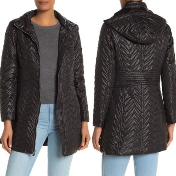 Via Spiga Jackets & Blazers - NEW Via Spiga Zigzag Quilt Detachable Hood Jacket